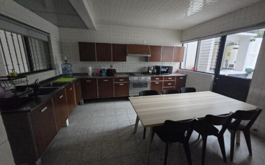 Excelente residencia en venta